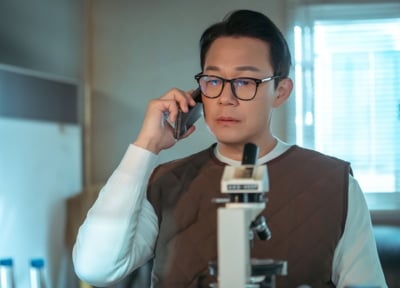 박성웅, 끝내 위기 맞았다…마을 존폐 위기 걸린 상황에서 고군분투 ('심우면')