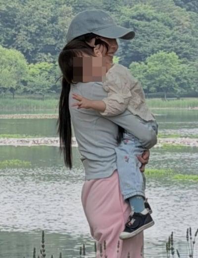 '무염 사탕' 아야네, 내로남불 육아관 이후…이번엔 "아이 아팠다" 호소