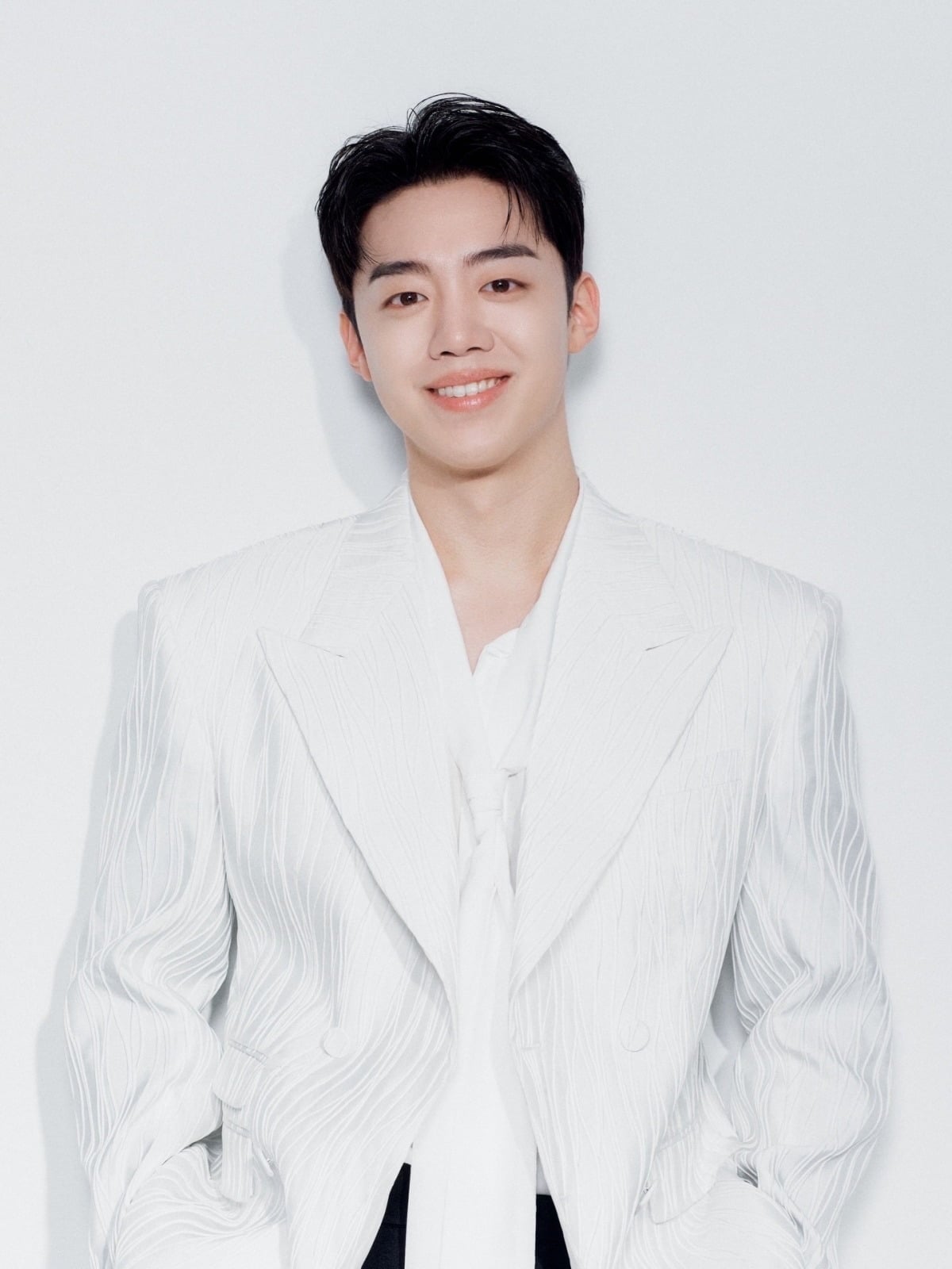 SM C&C와 전속계약을 체결한 길병민 / 사진제공=SM C&C