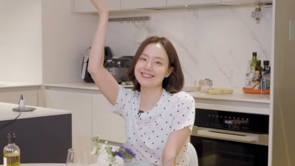 
사진 = '문채원 Moon chaewon' 유튜브 채널 캡처