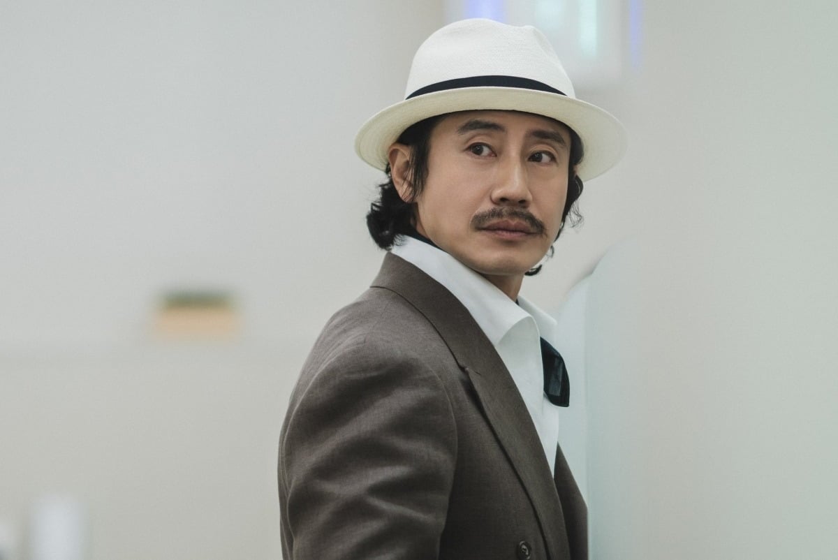배우 신하균이 '와일드 씽'에 소속사 사장 박용구 역으로 출연한다. / 사진제공=롯데엔터테인먼트