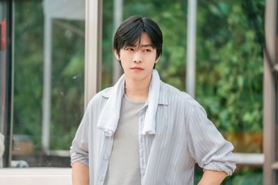 1424만 팔로워 업고 2%대 시청률 굴욕 썼다…안효섭, 종영 2회 남기고 막판 활약 ('오매진')