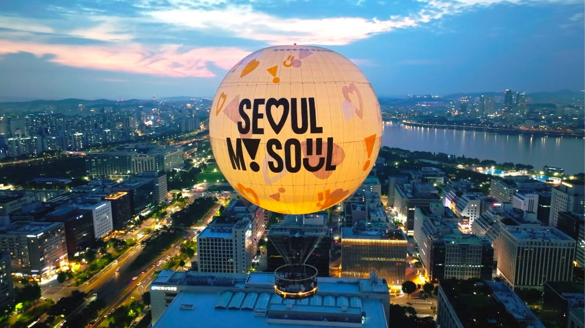 "I Want to Live in Korea Too": Why Did K-Pop Fans Choose to Live in Korea