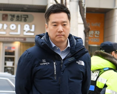 '김수현 명예훼손 혐의' 김세의 구속…"도주 우려"