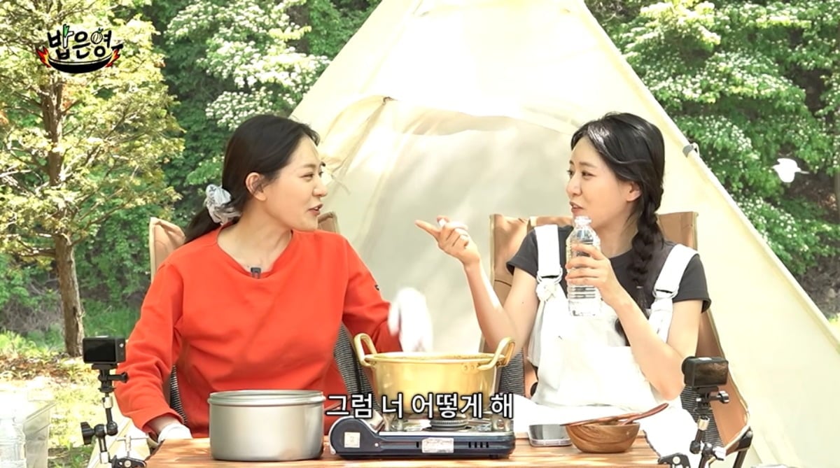 박은영이 쌍둥이 언니와 닮아서 생긴 일화를 공개했다. / 사진='밥은영' 유튜브 캡쳐