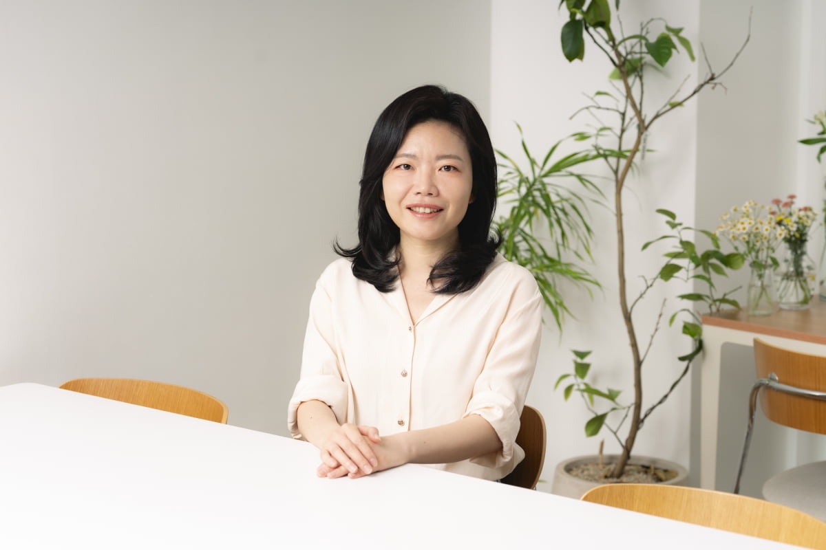 '허수아비' 이지현 작가 / 사진제공=스튜디오 안자일렌