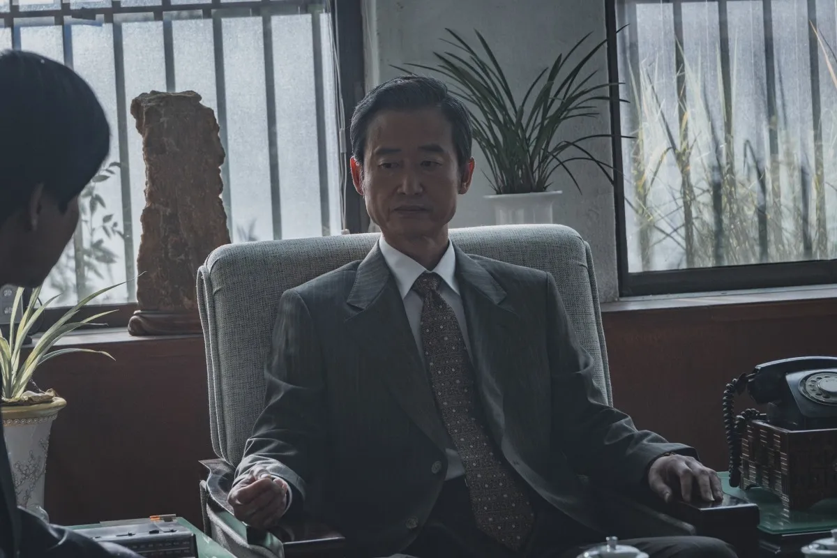 '허수아비'는 살인사건의 진범을 쫓던 형사가 자신이 가장 혐오하던 인물과 뜻밖의 공조에 나서며 벌어지는 범죄 수사 스릴러다. / 사진제공=KT스튜디오지니