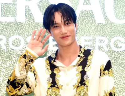"주식 더 살걸" 유명 아이돌, 반도체 관련 주식 투자했다…불장에 활짝 웃는 얼굴 포착 ('전과자')