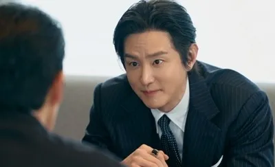 '오십프로' 권율, 스폰서 회장 됐다…10년 만에 MBC 복귀, 빌런으로 본격 등판