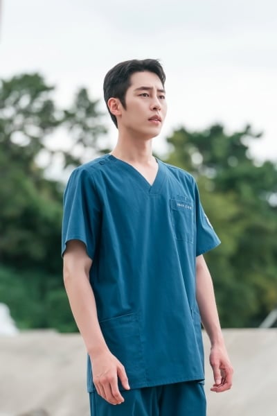 이재욱, 1%대 시청률 찍고 입대했지만…♥신예은과 새 호흡 "슬픔과 감동 전달하고파" ('섬보이')