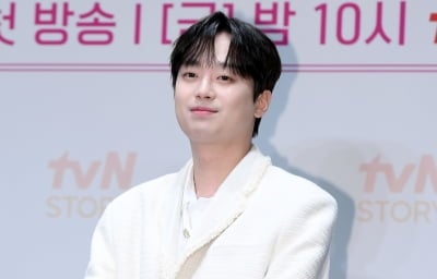 이찬원, 격한 반응 보였다…"미친 조합, 무시무시한 라인업" 역대급 출연진에 감탄 ('불명')