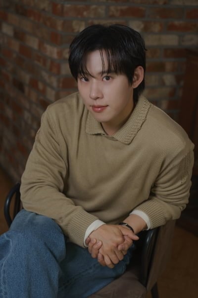 김성철, 12월 23~25일에 내내 달리기…"다리가 너무 뭉치더라"('골드랜드')[인터뷰②]