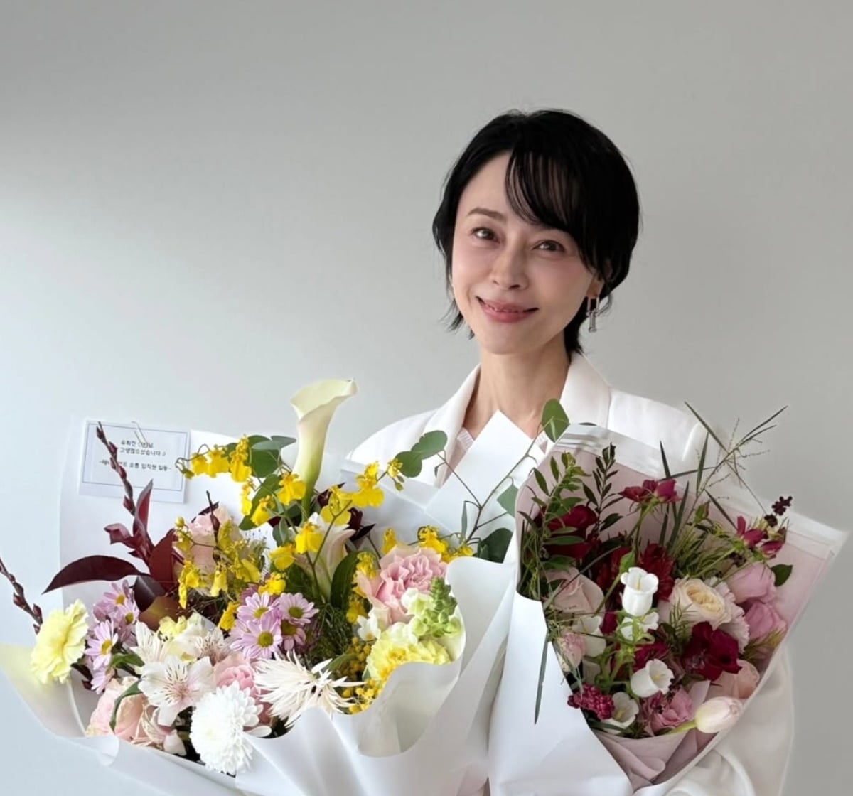 사진 = 우희진 인스타그램