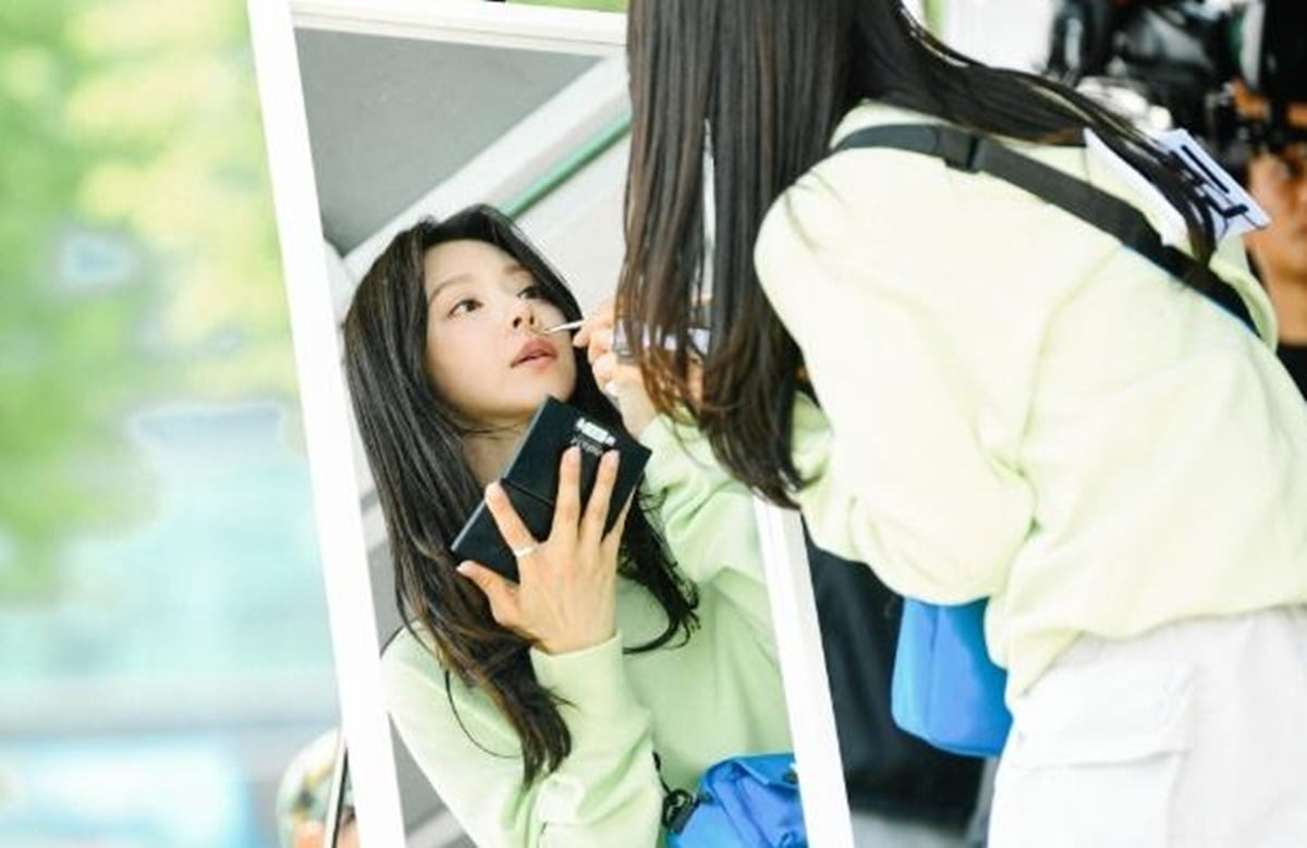 배우 이주빈이 '여신 비주얼'을 내려놨다. /사진제공=SBS