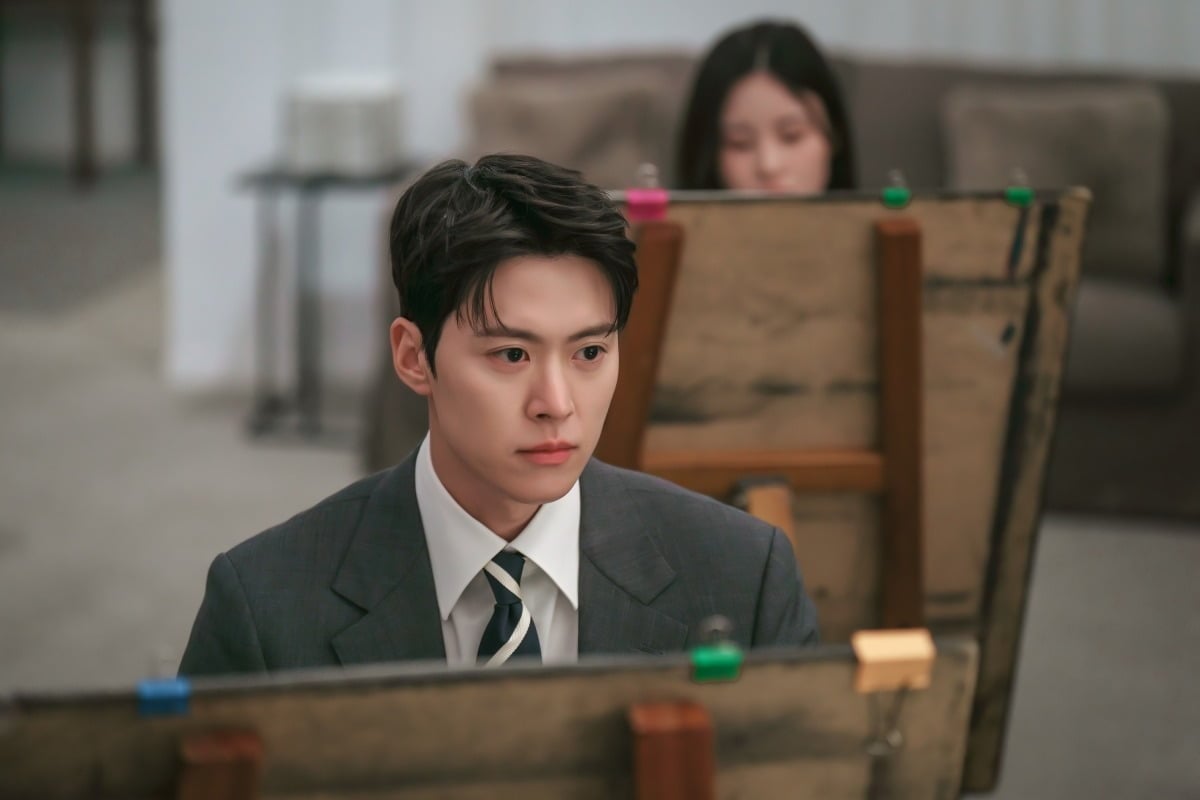 공명이 '은밀한 감사'의 주연을 맡아 극의 완성도를 높였다./사진제공=tvN