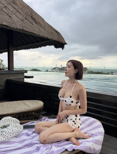 이소라, 돌싱 친구들과 떠난 발리…비키니를 몇 개 가져갔길래