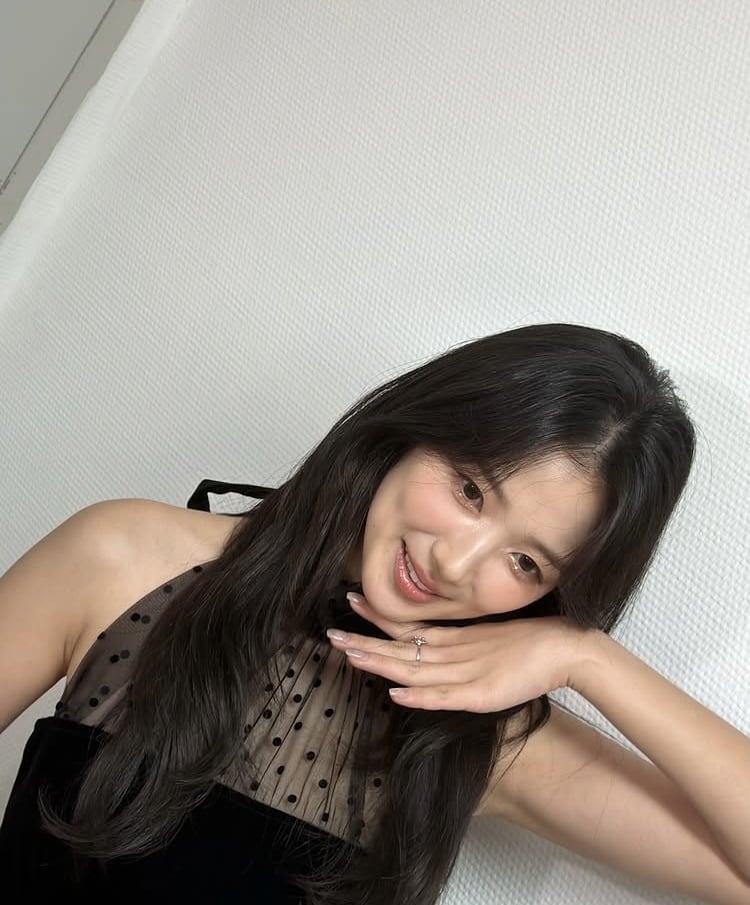 김혜윤, 너무 파격적이야…호피+시스루 ‘여자의 악마’에 도전