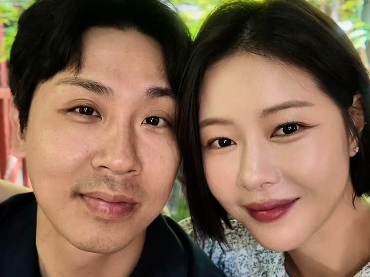 배우 박하나가 남편 김태술을 향한 애정을 공개적으로 보였다./SNS