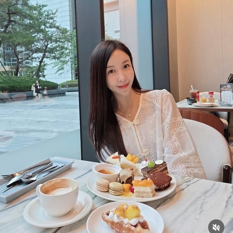 원진서가 남편 윤정수에 대한 애정을 보였다./SNS