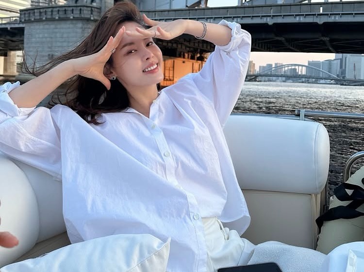 배우 구재이가 임신 중에도 변함없는 우아한 근황을 전했다./SNS