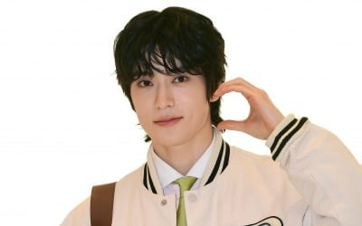 'BTS 정국 절친' NCT 재현, '해변 럽스타' 의혹 커지자 선 그었다…"여친 아니고 사촌"