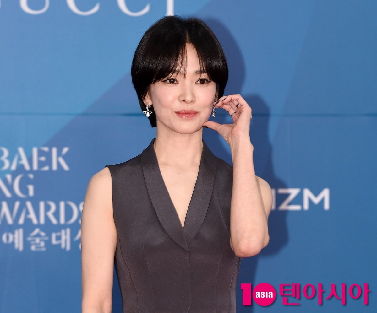 송혜교가 1인 기획사를 설립하며 새출발에 나선다. / 사진=텐아시아DB
