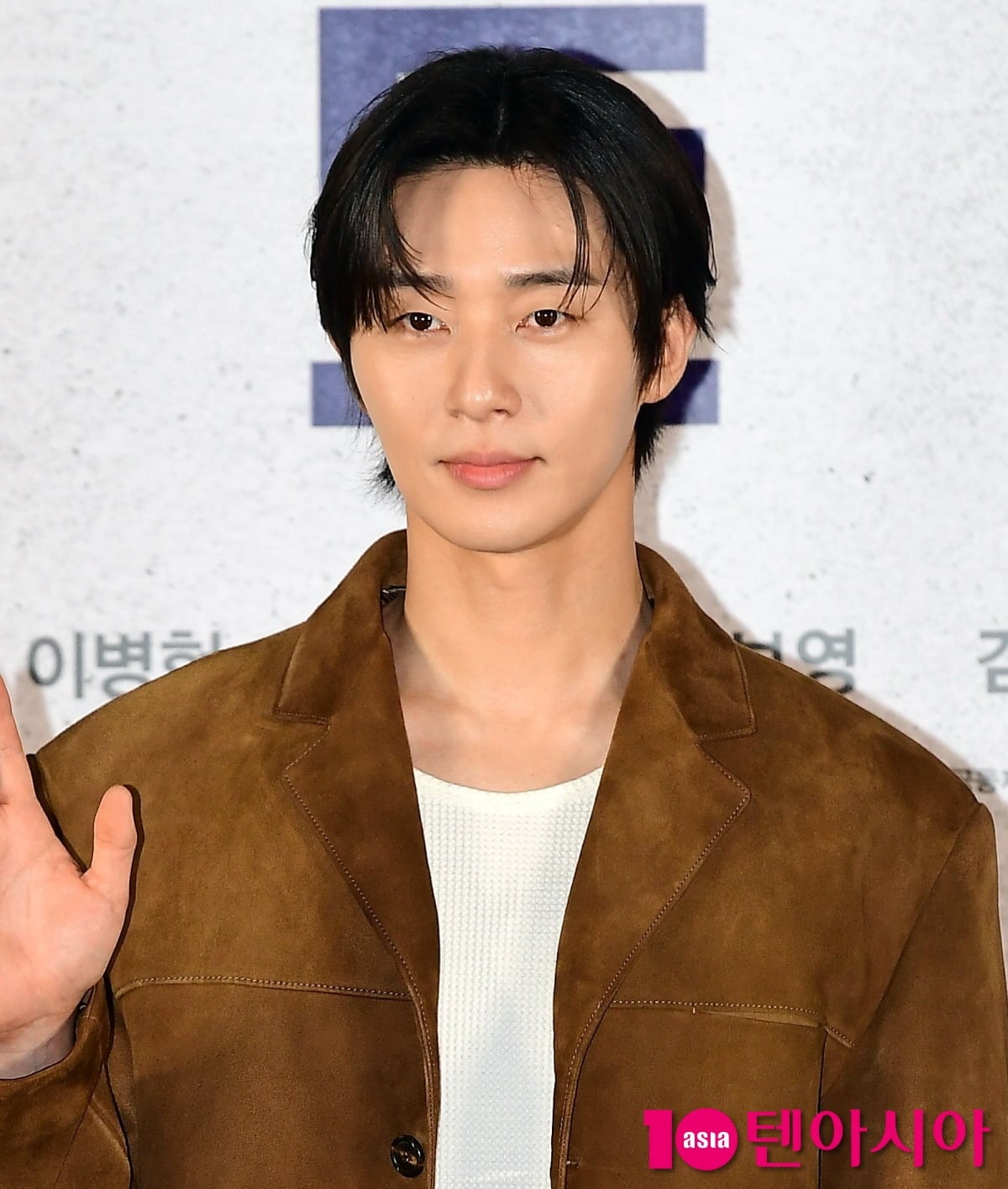 박서준이 취재진 앞에 섰다. / 사진=텐아시아DB