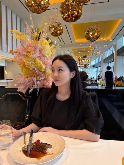 출산한 지 한 달도 안 됐는데…'오상진♥' 김소영, 체중계 숫자에 '깜짝'