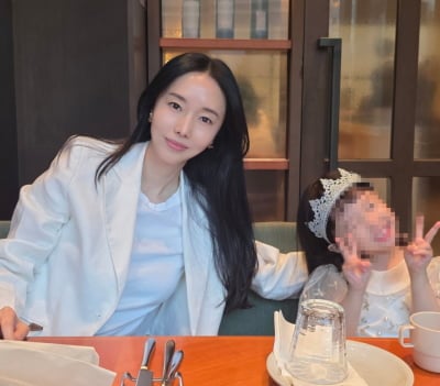 아이들은 폭풍 성장했는데…'46세' 이정현, 변함없는 '물광 피부+동안 미모'에 감탄