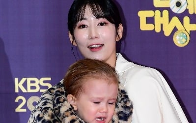'자발적 미혼모' 사유리, 건강 집착 이유 밝혔다…"아들 위해 장수해야 돼"