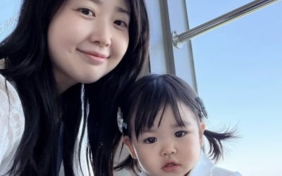 '33kg 감량' 김다예, 1세 키즈모델 딸 조기 관리 시작했나…"저녁은 단백질만"