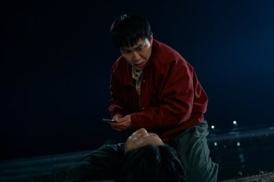 '오십프로' 김신록, 의식 잃고 쓰러졌다…오정세와 심상치 않은 만남 예고