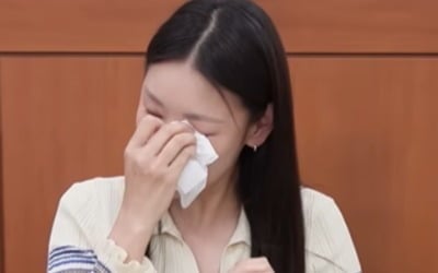 한혜진, 母 치매 문진표 읽다 눈물…"이거 되게 짜증 나는 거네" ('한혜진')