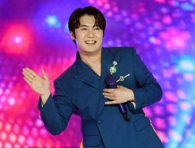 손빈아, 살이 엄청 빠졌네…MC 김성주까지 걱정 한가득('금타는')