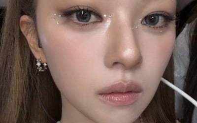 쇄골이 어디까지 파인 거야…트와이스 정연, 쿠싱증후군 극복하고 되찾은 '인형 비주얼'