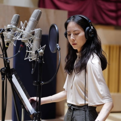 '뼈말라' 된 박지윤, 컴백 소식 전하려나…녹음실 근황 공개