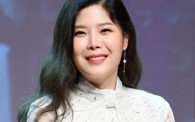 '이수와 이혼' 린, 심경 밝혔다…"혼자여도 행복해"