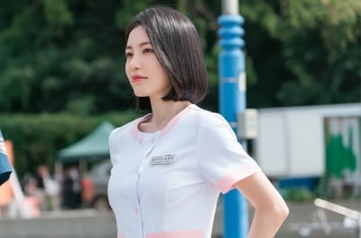 신예은, 0%대 시청률 '흥행 부진 꼬리표' 또 지웠다…'닥터섬보이' 2회 만에 상승세 기록