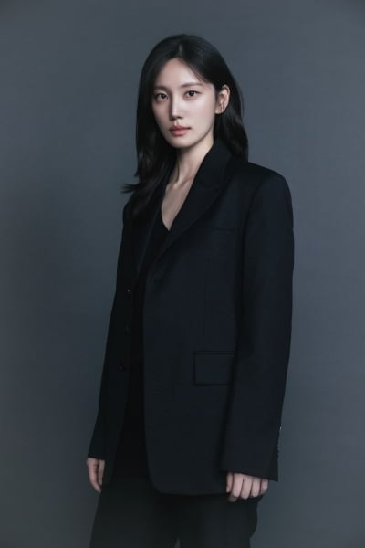 '마스크걸'의 김춘애…한재이, 도회적인 이미지