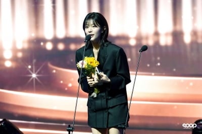 '유선호♥' 신은수, 일과 사랑 두 마리 토끼 다 잡았다…신인여우상 영예 "모든 에너지 끌어다 써"