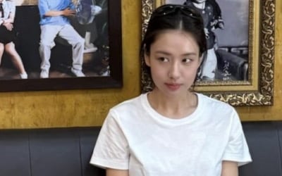 볼살이 하나도 없네…'10kg 감량' 안은진, 쌀밥 끊고 완성한 '뼈말라 비주얼'