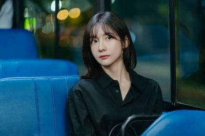 박지현, '7살 연상' ♥서인국에 의지했다…"갈피 못 잡을 때 로맨스 장인답게 리드" ('내일도')