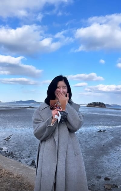 '나솔' 31기 영자, 옥순X영숙 없는 단체 사진 공개했다…추억 소환 눈길