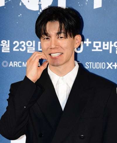 김무열 "월드컵 체코전, 내가 틀자 역전골"…축구 국대 향한 응원 "이 에너지 그대로" [인터뷰]
