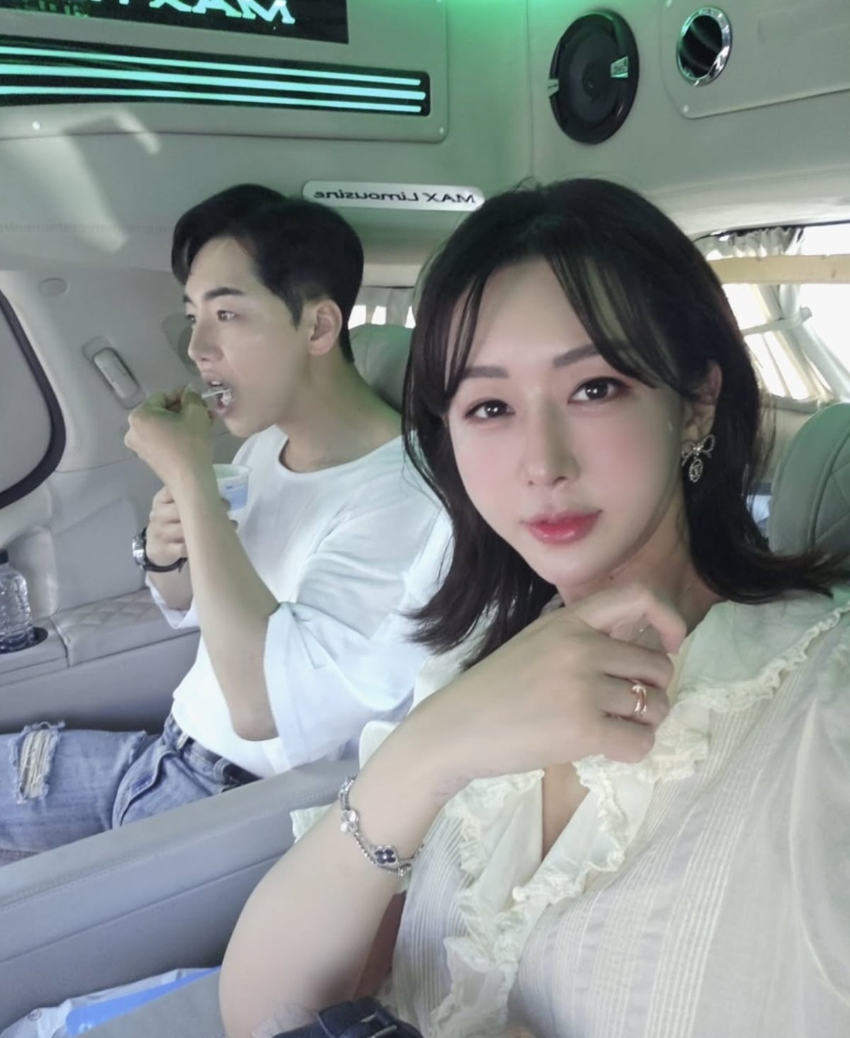 사진 = 한영 인스타그램