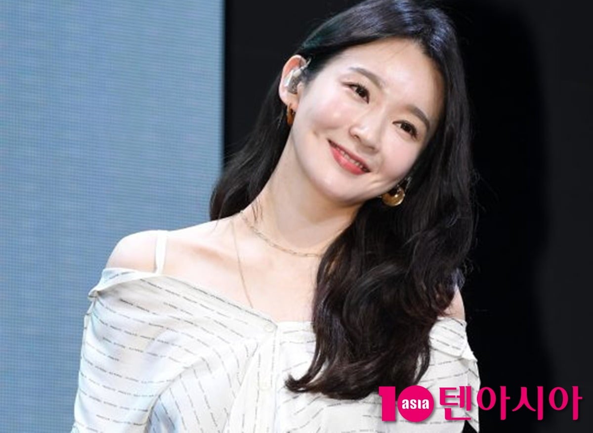 강민경이 '해피투게더' 녹화에 나선 근황을 공개했다. / 사진=텐아시아DB