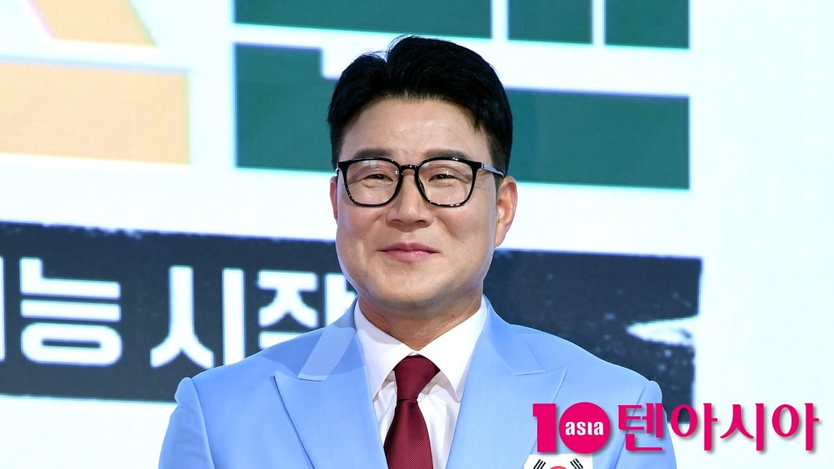 이형택이 공식 행사에 참석한 모습이다. / 사진=텐아시아 DB
