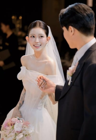 최준희, '♥11살 연상' 나이차 질문에…"은근 꼰대, 맨날 아프다고 찡찡대"