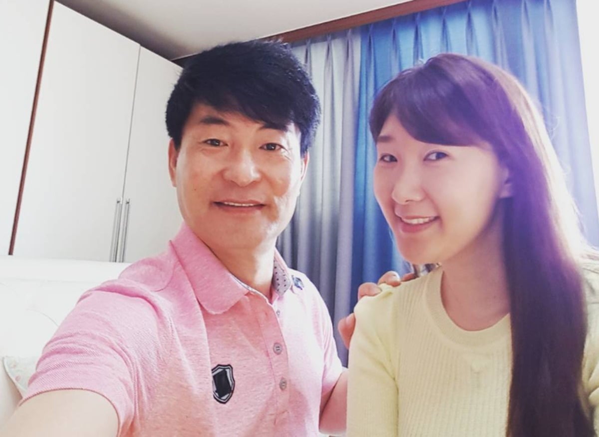 이한위가 19살 연하 아내와의 결혼 속내를 털어놨다. /사진=이한위 SNS
