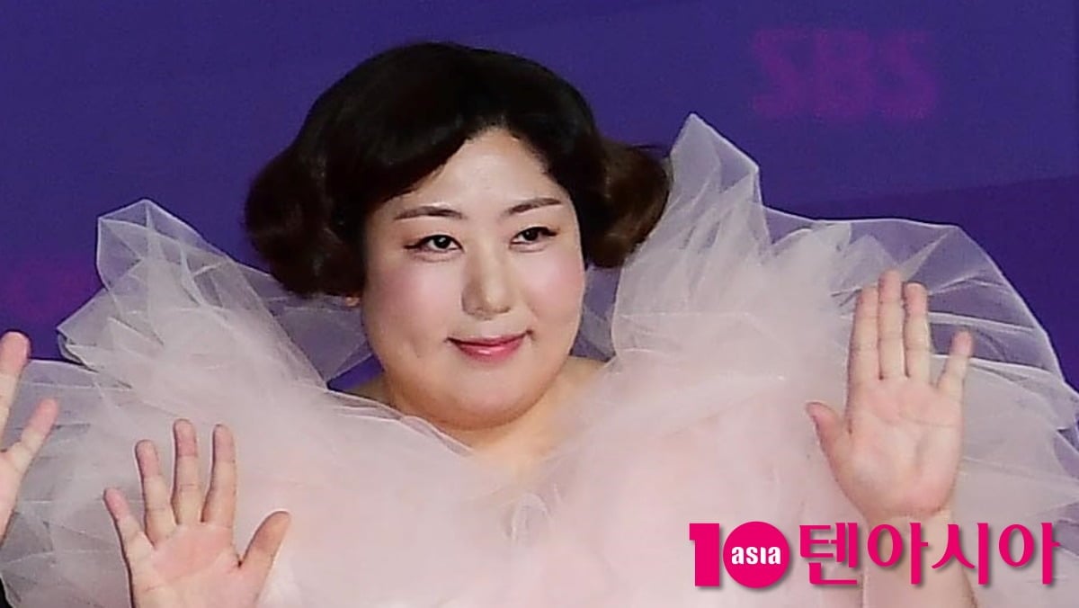 개그맨 신기루가 공식 행사에 참석한 모습이다. / 사진=텐아시아 DB